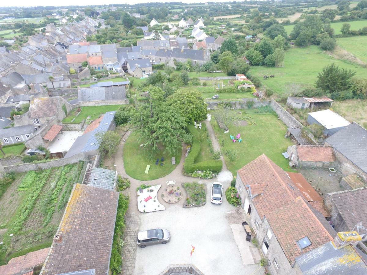 Saint-Pierre-Église La Tourelle En Normandie מראה חיצוני תמונה