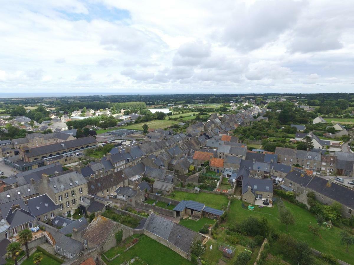 Saint-Pierre-Église La Tourelle En Normandie מראה חיצוני תמונה