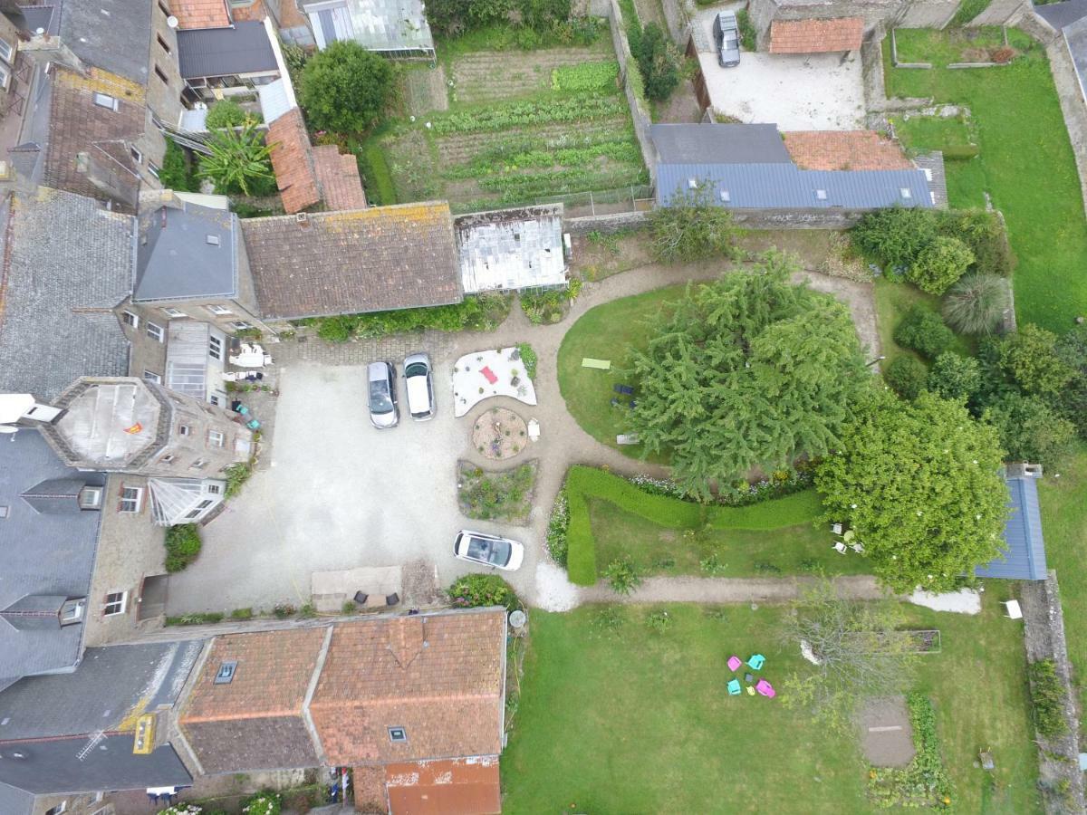 Saint-Pierre-Église La Tourelle En Normandie מראה חיצוני תמונה